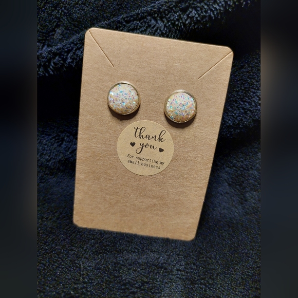 💥3 for 15! Sparkly white/iridescent druzy earrings - Picture 2 of 2